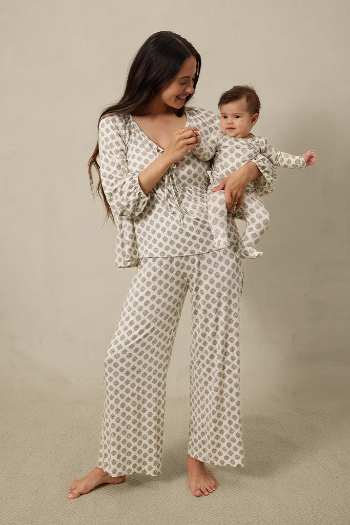 Tie-Top Women’s Sleep Sets